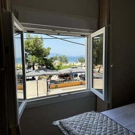 Seaviewapartment Ofrínion